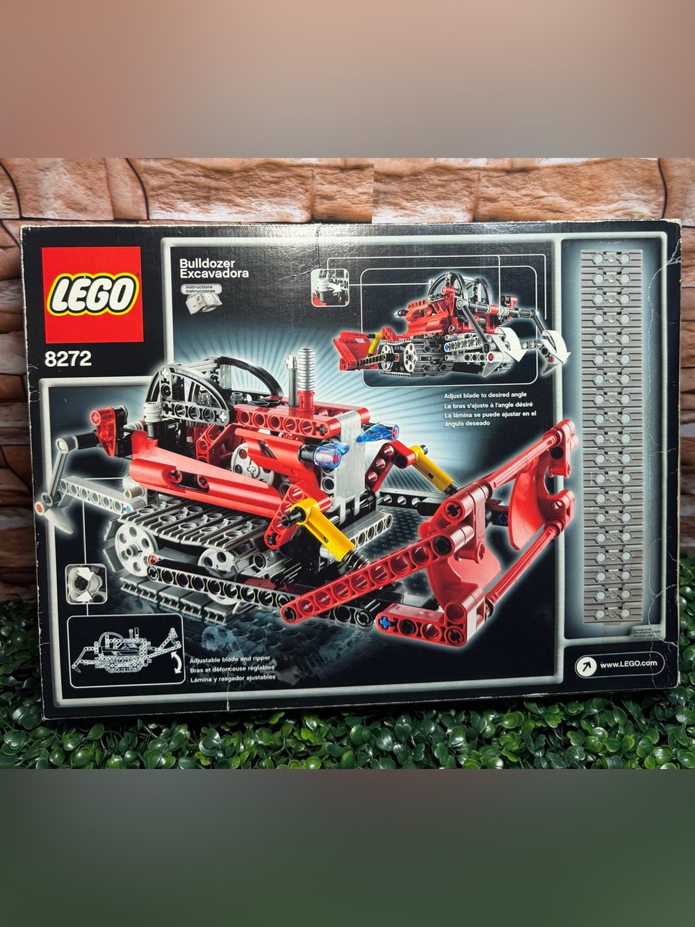 LEGO TECHNIC SNOW MOBILE SET 8272
